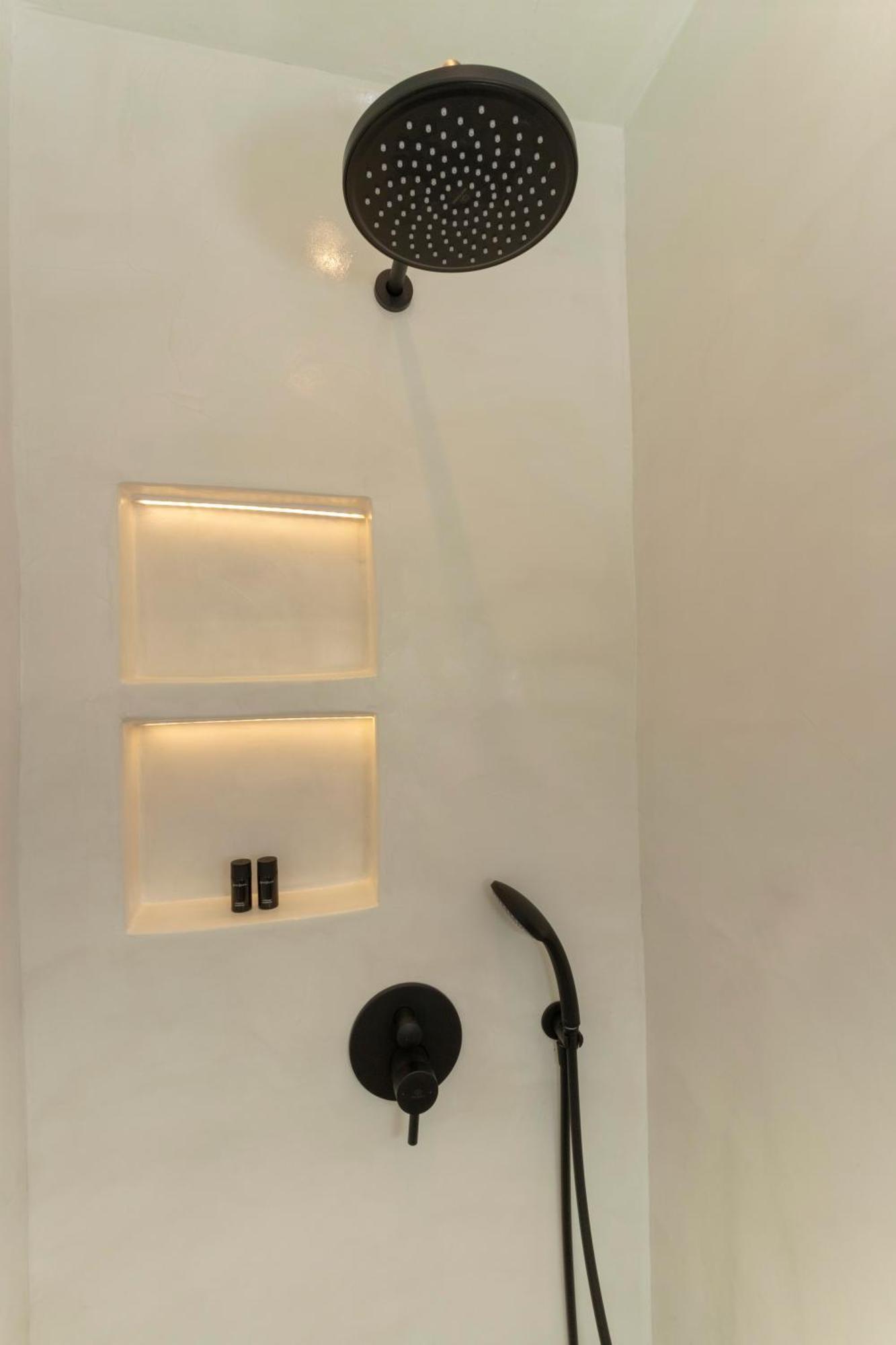 Linea Luxury Suites 费拉 外观 照片